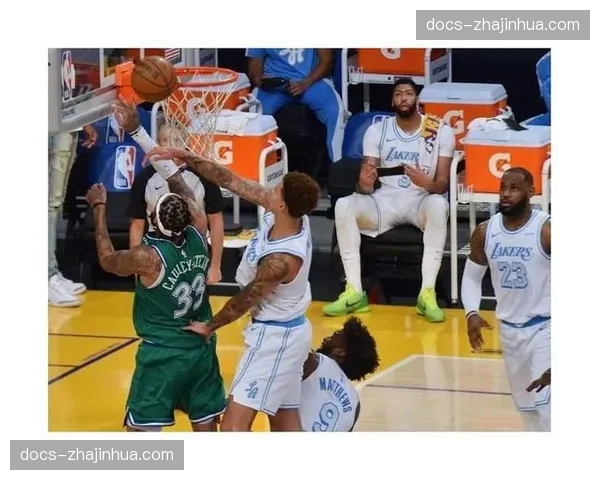 雷霆替补深度冠绝联盟，六人得分上双展现阵容厚度